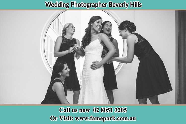 Photo of the Bride and the bridesmaids Beverly Hills NSW 2209